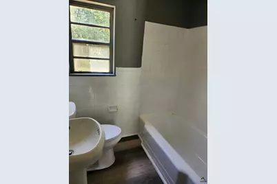 215 Camellia Circle, Warner Robins, GA 31093 - Photo 11