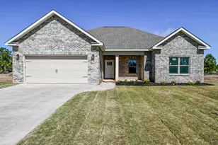 120 Early Dr, Byron, GA 31008 - Photo 1