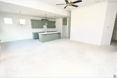 124 Early Drive, Byron, GA 31008 - Photo 7