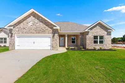 124 Early Drive, Byron, GA 31008 - Photo 1