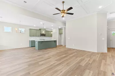 124 Early Drive, Byron, GA 31008 - Photo 11