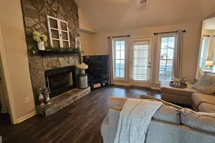 306 Lakeridge Ct, Macon, GA 31211 - Photo 3