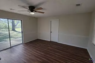 414 Forest Lake Dr, Warner Robins, GA 31093 - Photo 11