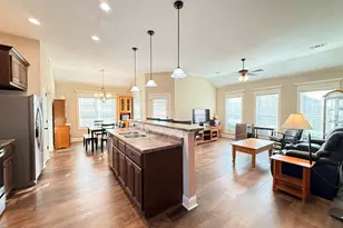 2402 Quail Ridge Ln, Perry, GA 31069 - Photo 11