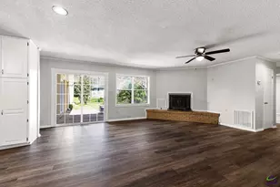 105 Kim Way, Warner Robins, GA 31088 - Photo 13