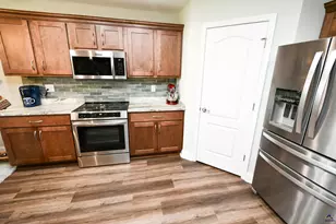 423 Lamplight Dr, Byron, GA 31008 - Photo 13