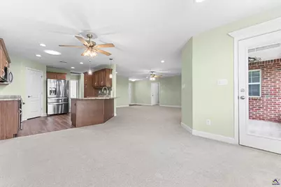 423 Lamplight Drive, Byron, GA 31008 - Photo 13