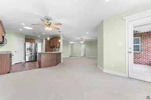 423 Lamplight Dr, Byron, GA 31008 - Photo 13
