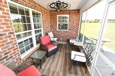 423 Lamplight Drive, Byron, GA 31008 - Photo 5