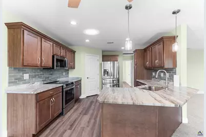 423 Lamplight Drive, Byron, GA 31008 - Photo 3