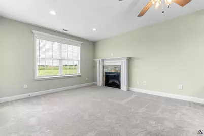 423 Lamplight Drive, Byron, GA 31008 - Photo 11
