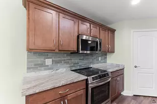 423 Lamplight Dr, Byron, GA 31008 - Photo 15