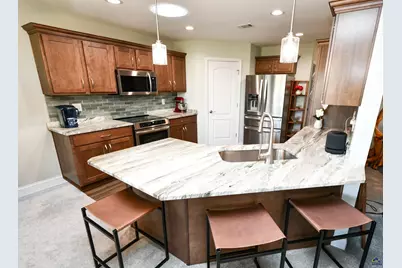 423 Lamplight Drive, Byron, GA 31008 - Photo 11