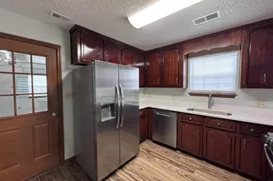 111 Rainbow Ave, Warner Robins, GA 31093 - Photo 5