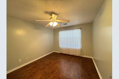 207 S Houston Springs Blvd, Perry, GA 31069 - Photo 9