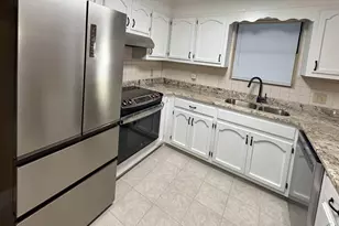 200 Williamsburg Ave, Warner Robins, GA 31088 - Photo 7