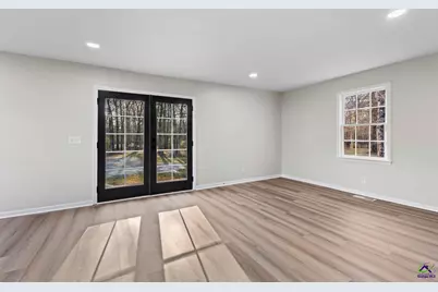 367 S Sgoda Circle, Macon, GA 31217 - Photo 13