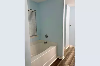 423 Haddenham Court, Perry, GA 31069 - Photo 15