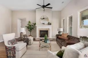 211 Farmland Circle, Perry, GA 31069 - Photo 11