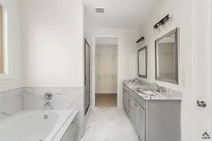 210 Farmland Circle, Perry, GA 31069 - Photo 39