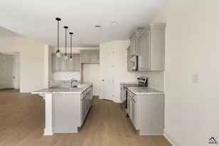 210 Farmland Circle, Perry, GA 31069 - Photo 7