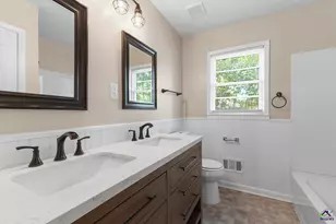 124 Carter Woods Dr, Warner Robins, GA 31088 - Photo 23