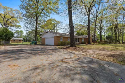 124 Carterwoods Drive, Warner Robins, GA 31088 - Photo 3