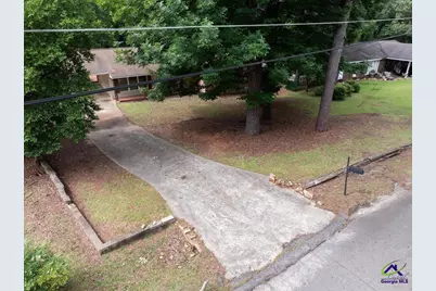 308 Juniper, Warner Robins, GA 31093 - Photo 11