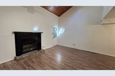 313 Westcliff Center, Warner Robins, GA 31093 - Photo 13