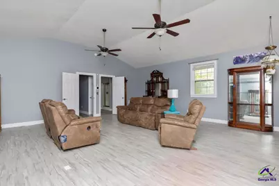 1053 W 26 Highway, Cochran, GA 31014 - Photo 17