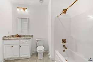 145 Fairway Oaks, Perry, GA 31069 - Photo 23