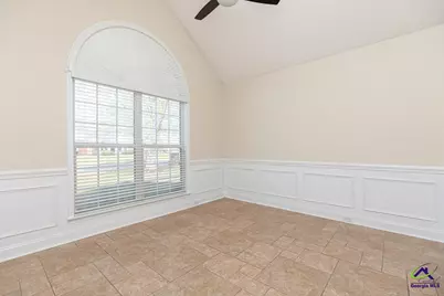 313 Old Farm Road, Perry, GA 31069 - Photo 7