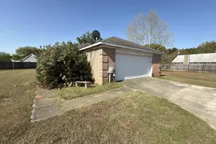 305 E Pointe Ct, Kathleen, GA 31047 - Photo 9