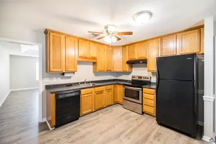 309 Deerfield Cir, Warner Robins, GA 31088 - Photo 7