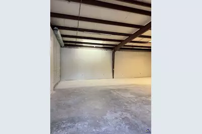 392 Carl Vinson Parkway, Warner Robins, GA 31088 - Photo 9