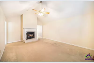 209 Deer Track Court, Warner Robins, GA 21088 - Photo 7