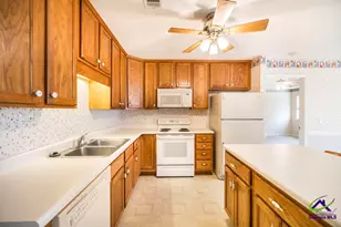 209 Deer Track Ct, Warner Robins, GA 21088 - Photo 11