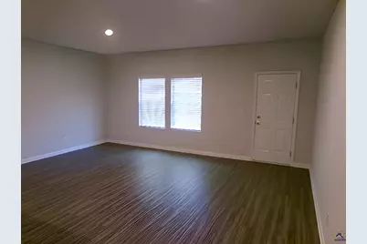 318 NW Oakwood Drive, Milledgeville, GA 31061 - Photo 3