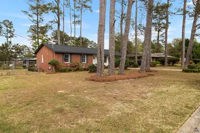 92 Mathews Street, Fort Valley, GA 31030 - Photo 3