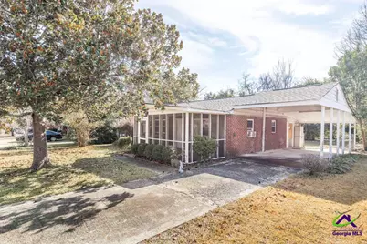 105 Flanders Drive, Warner Robins, GA 31093 - Photo 3