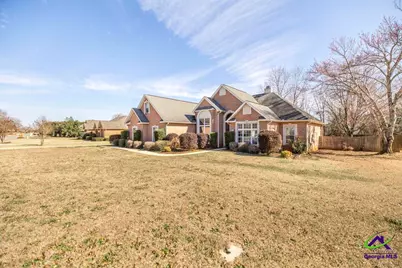 208 Twelve Oaks Drive, Warner Robins, GA 31088 - Photo 7