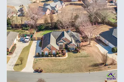 208 Twelve Oaks Drive, Warner Robins, GA 31088 - Photo 3