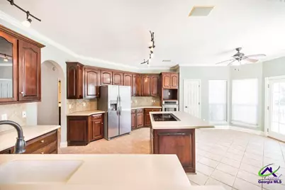 208 Twelve Oaks Drive, Warner Robins, GA 31088 - Photo 15