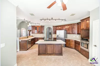 208 Twelve Oaks Drive, Warner Robins, GA 31088 - Photo 17