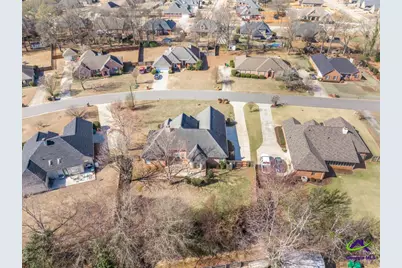 208 Twelve Oaks Drive, Warner Robins, GA 31088 - Photo 43