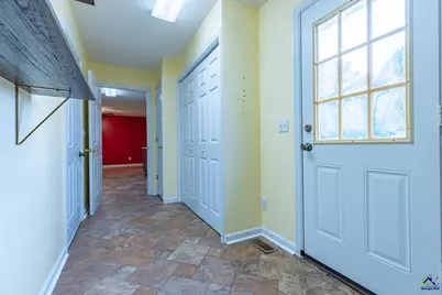 113 Lake Lillian Drive, Perry, GA 31069 - Photo 9