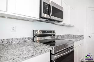 115 Bulloch Ct, Byron, GA 31008 - Photo 3