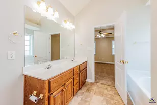 611 Sark Dr, Warner Robins, GA 31088 - Photo 19