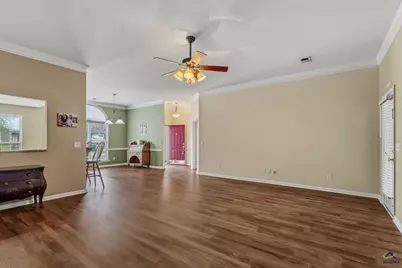 205 Autumn Woods Drive, Warner Robins, GA 31088 - Photo 7