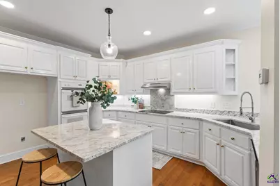 128 N Wolf Creek Drive, Macon, GA 31210 - Photo 9